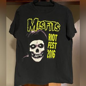 VINTAGE MISFITS T-Shirt. 2016 Original Misfits Reunion @ Riot Fest Chicago.